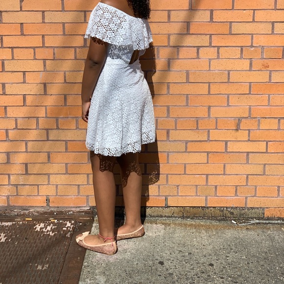 ZARA OFF WHITE OFF THE SHOULDER DRESS - Picture 3 of 6